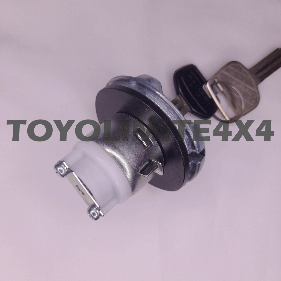 tapa-gasolina-hembrita-2