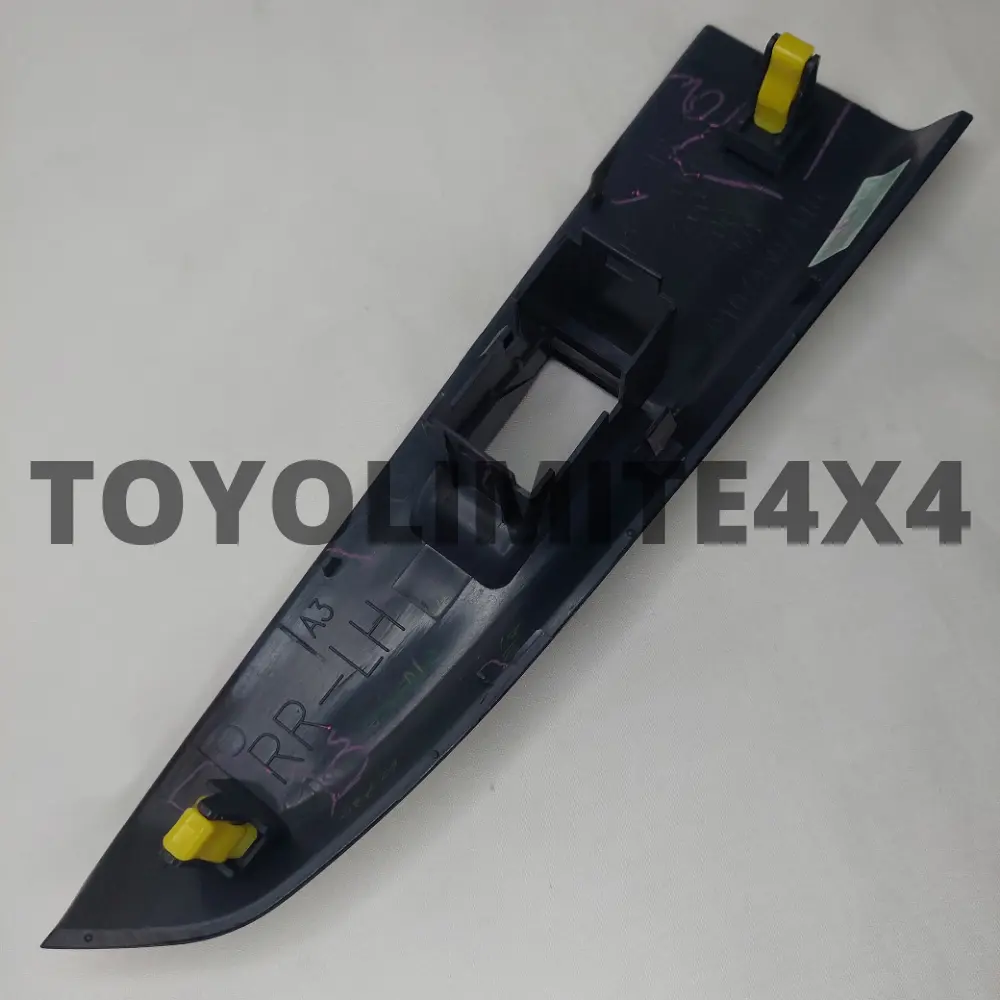 TOYOLIMITE4X4 - 2025-12-04T161925.489